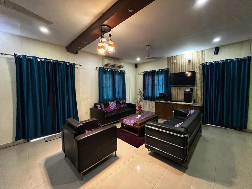 Evergreen Resort Ansal Aravali Gurgáon Kültér fotó